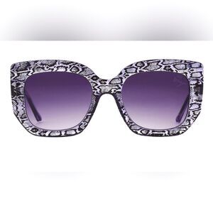 Betsey Johnson Women's Serpent Sunglasses
Geo, Purple Snakeskin, 52mm NWT